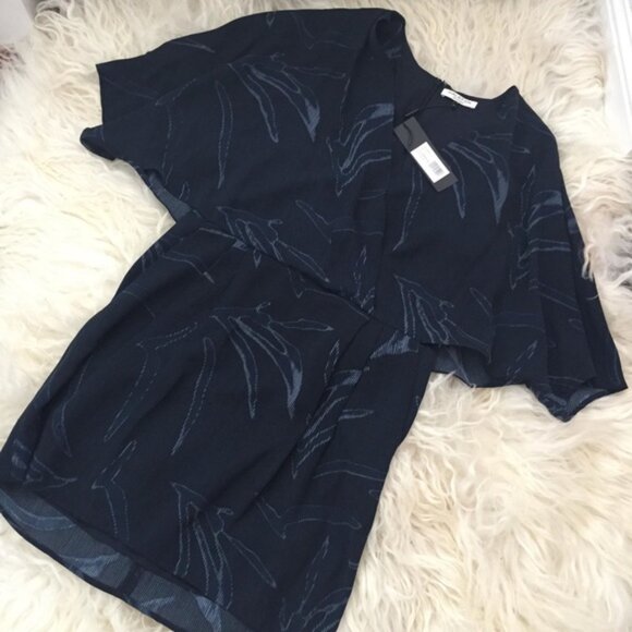 HALSTON HERITAGE Plunge Neckline Knee-Length Dress - Picture 4 of 8